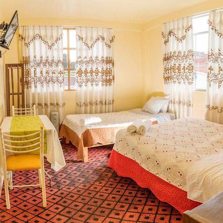 Hotel Summita Yunguyo Extérieur photo