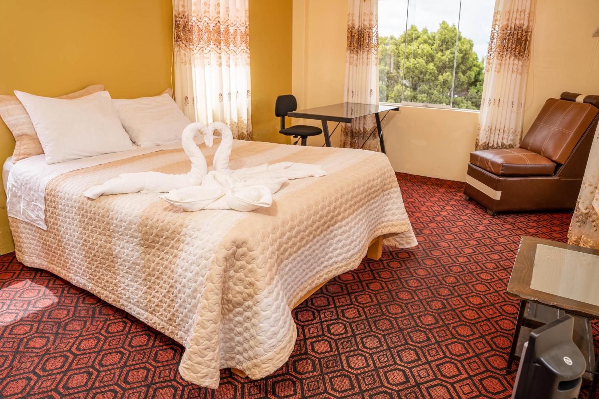Hotel Summita Yunguyo Extérieur photo