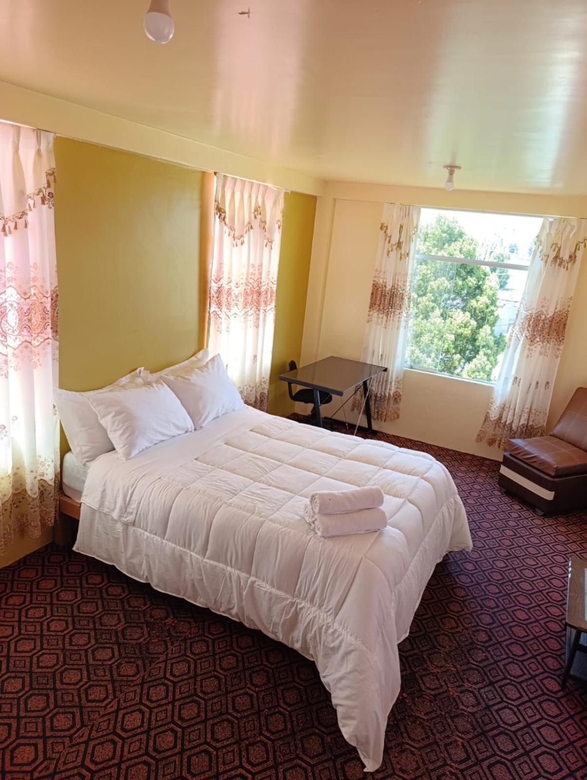 Hotel Summita Yunguyo Extérieur photo