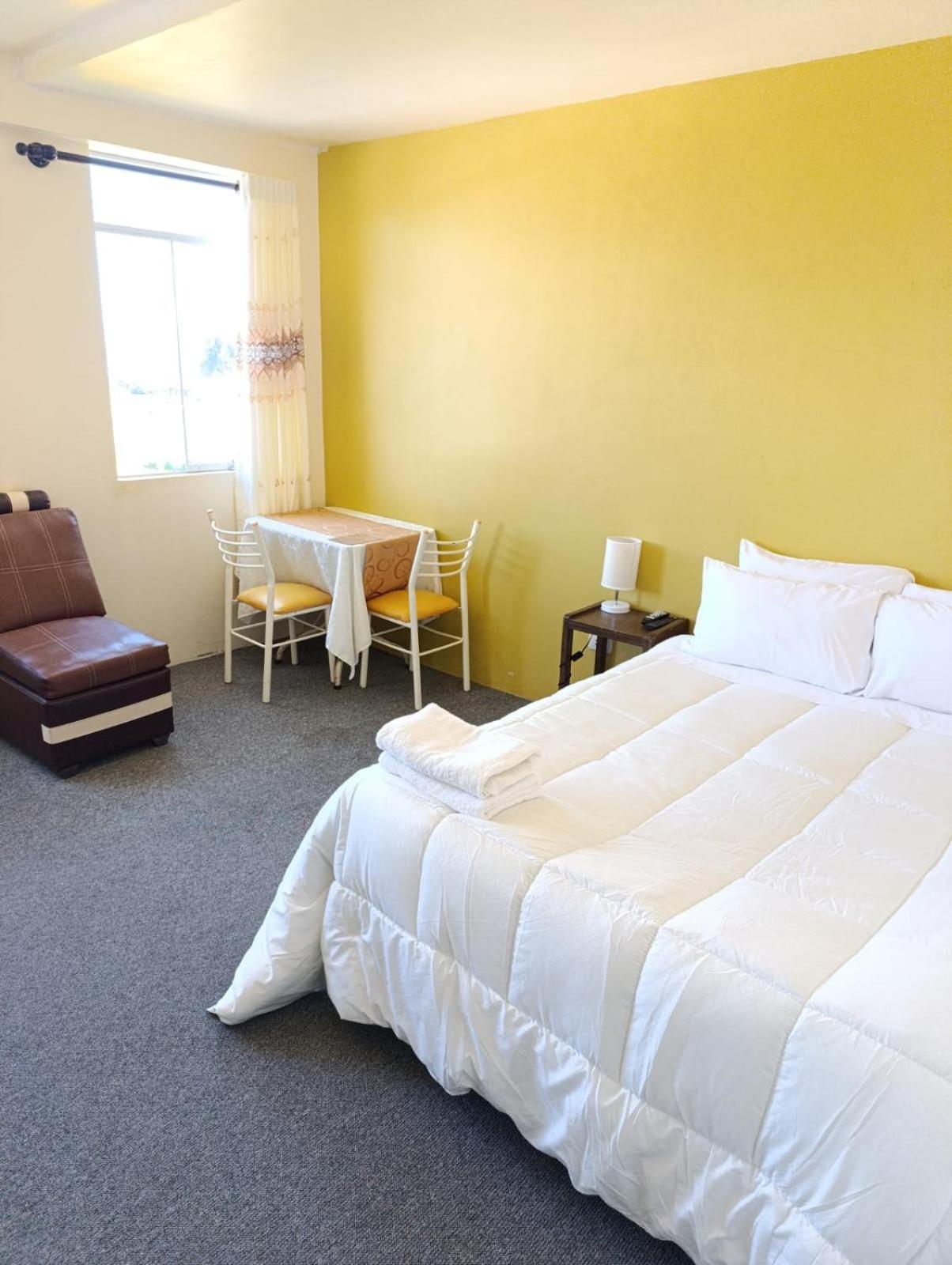 Hotel Summita Yunguyo Extérieur photo