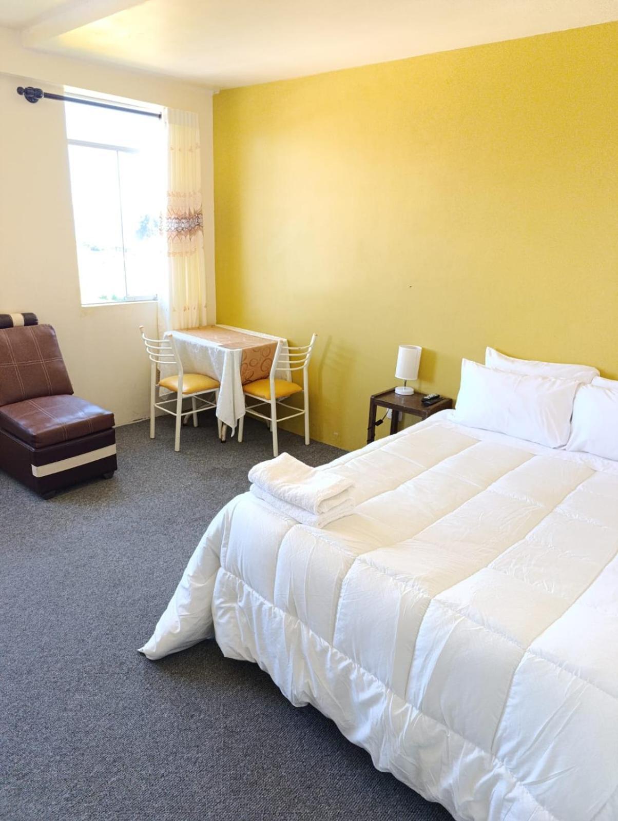 Hotel Summita Yunguyo Extérieur photo