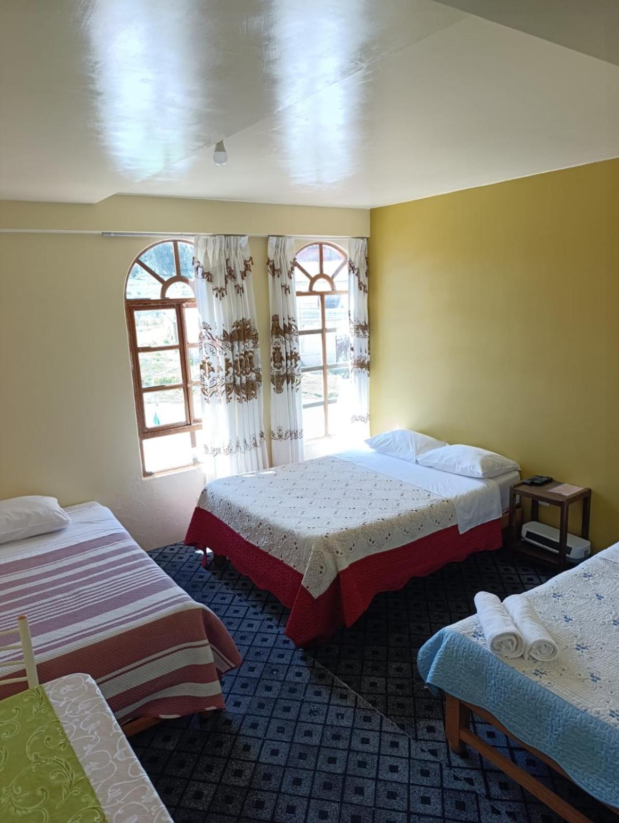 Hotel Summita Yunguyo Extérieur photo